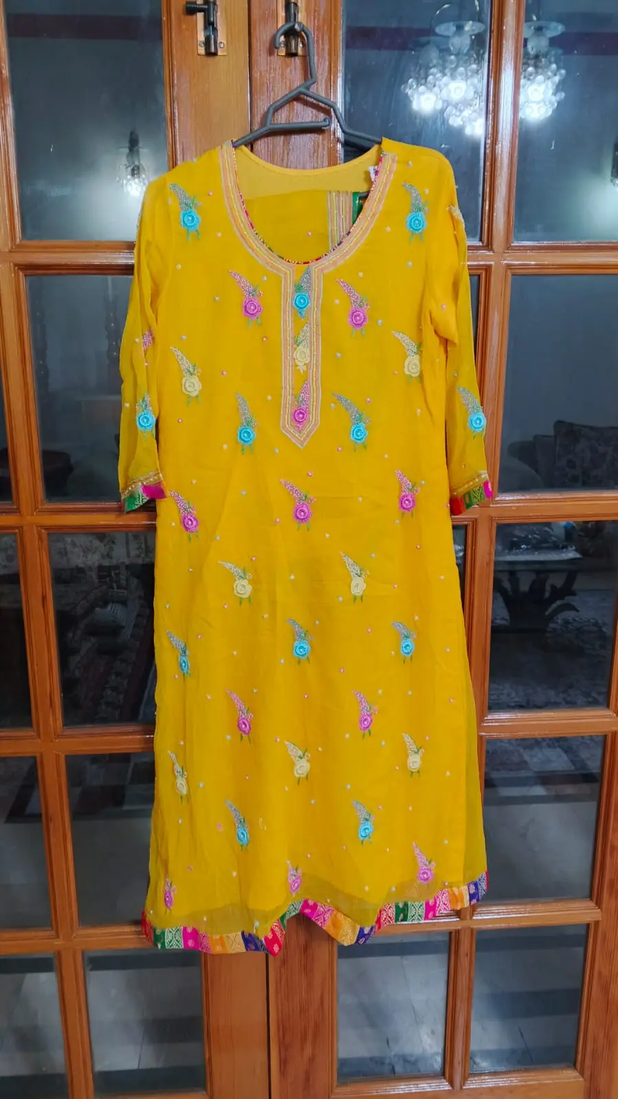 Stitched & Used Ladies clothes for sale ( Size is in between Medium to Large ) — photo 5