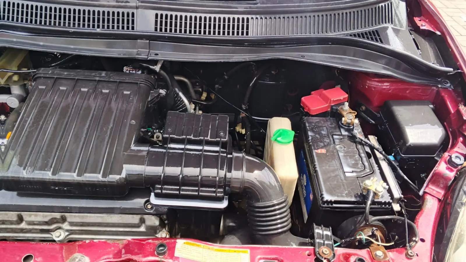 SUZUKI SWIFT DX (Model 2011) – 1300 CC — photo 3
