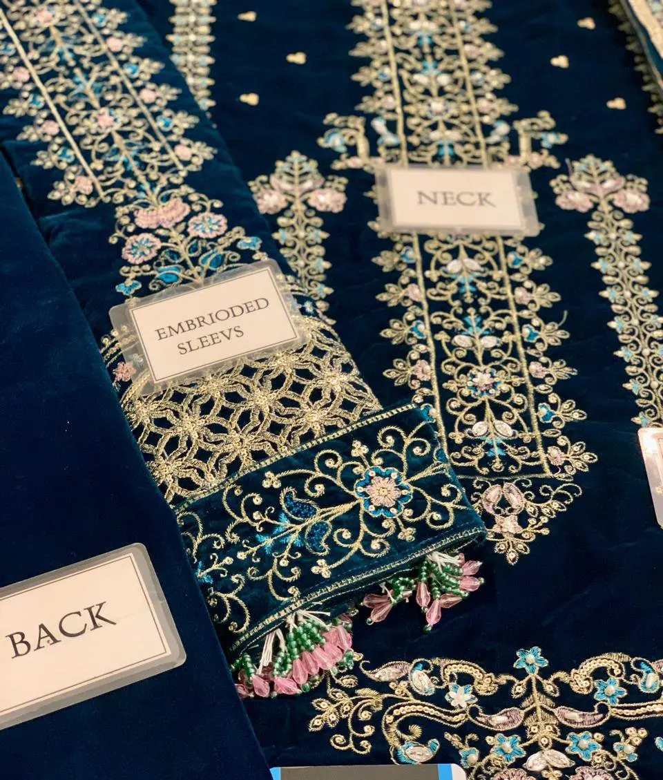 3pcs luxury velvet Formal Collection — photo 3
