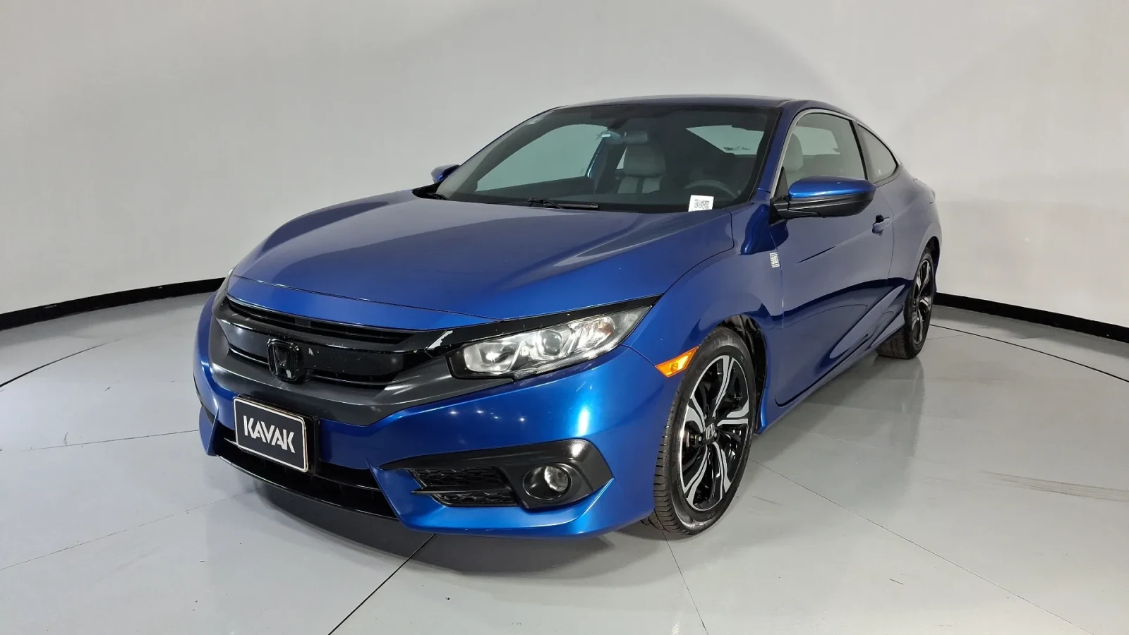 Honda Civic 2018 Price in Pakistan 1.8 i-VTEC Oriel CVT Automatic Used Car for Sale with Premium Features — photo 3