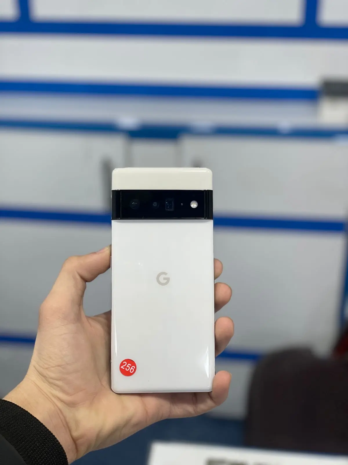 I am Selling Google Pixel 6 at Best Price in Allama Iqbal Town, Lahore
