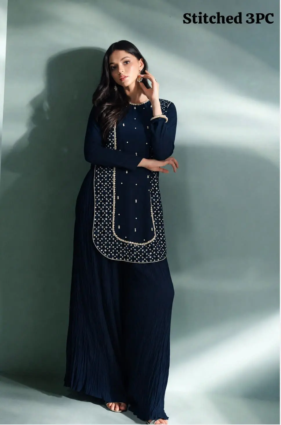3pcs Heavy Embroidered stiched suit — photo 2
