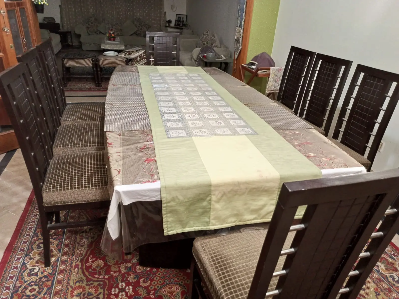 Heavy duty Dinning set for a family of 8 people — photo 3