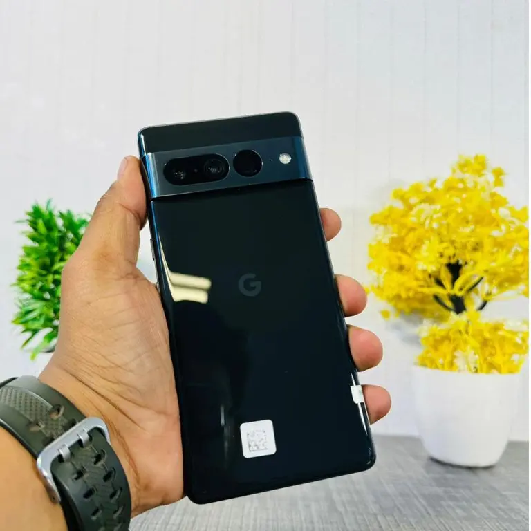 Google Pixel 7 Pro – PTA Approved Excellent Condition — photo 2