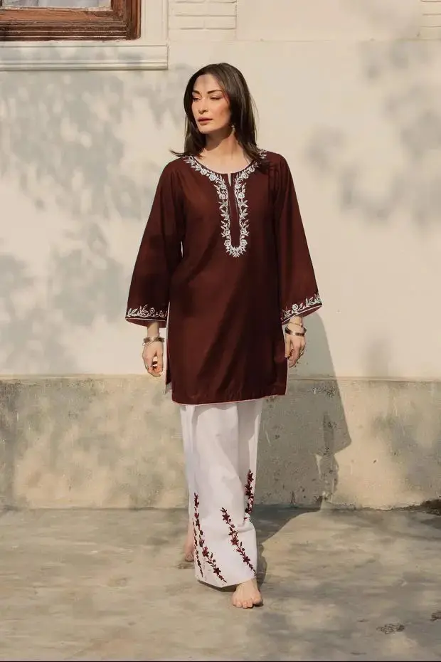 2 pcs women’s stitched cotton embroidered shirt and trouser — photo 2