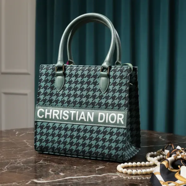 Premium Handmade Ladies Handbags | Custom Made Bags — photo 3