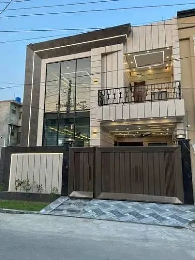 house for sale in G-9 islamabad 30x50