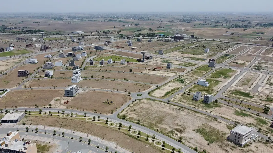 Royal Palm City Residential Projects in Gujranwala — photo 5