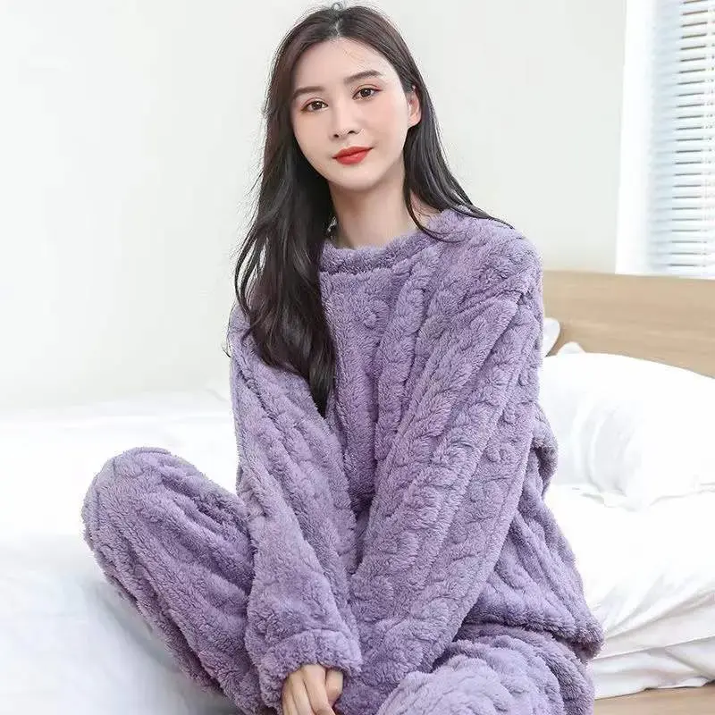 Pink flannel warm winter loungewear suit for women — photo 2