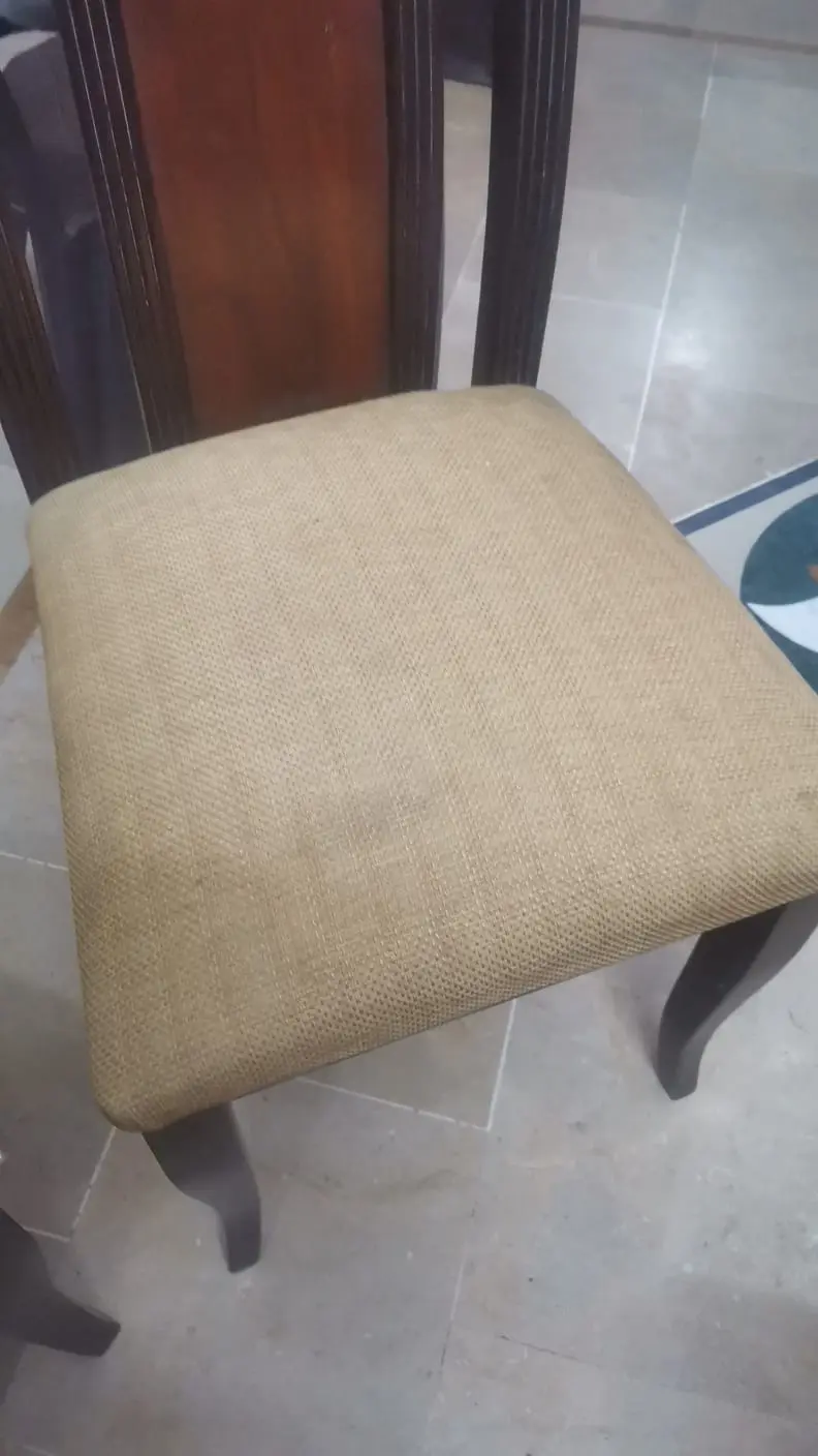 6 seater dining table in Karachi