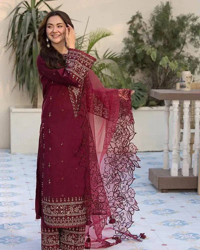 Maroon embroidered 3 piece lawn suit for women — photo 2