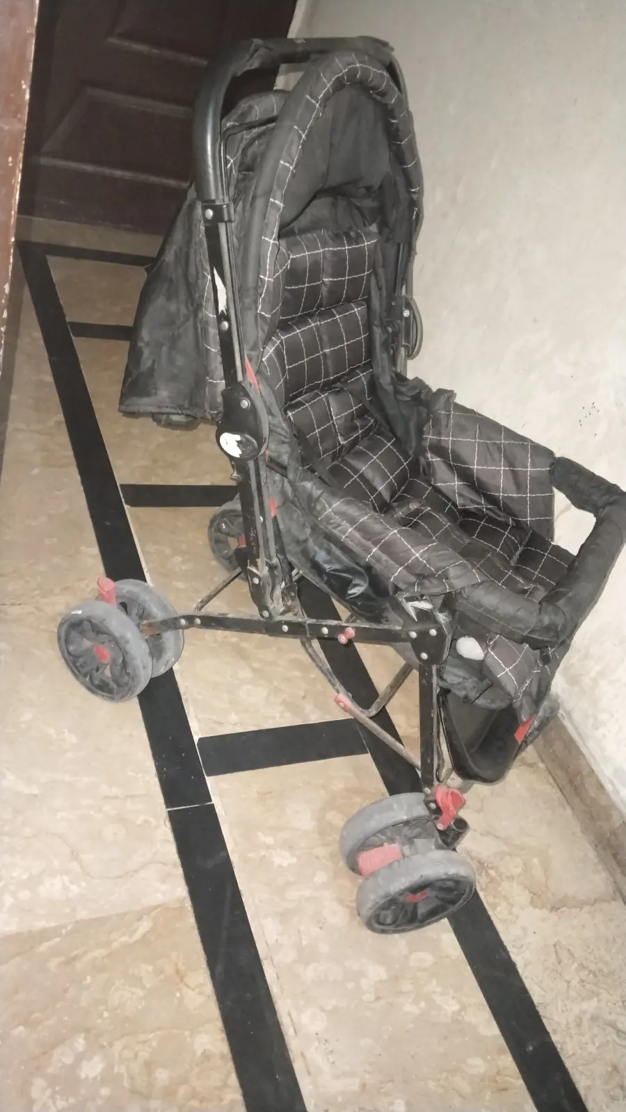 stroller for sale urgently — photo 2