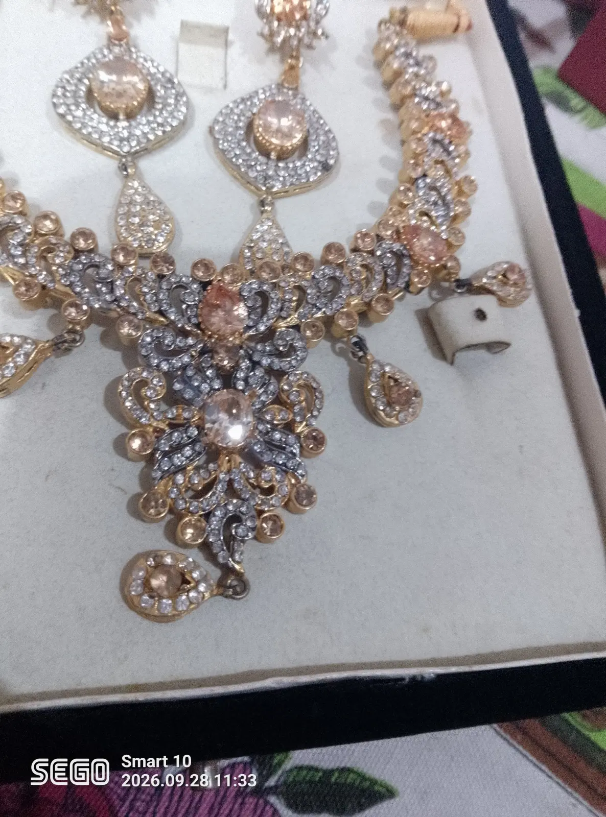 Necklace Set for Sale — photo 2