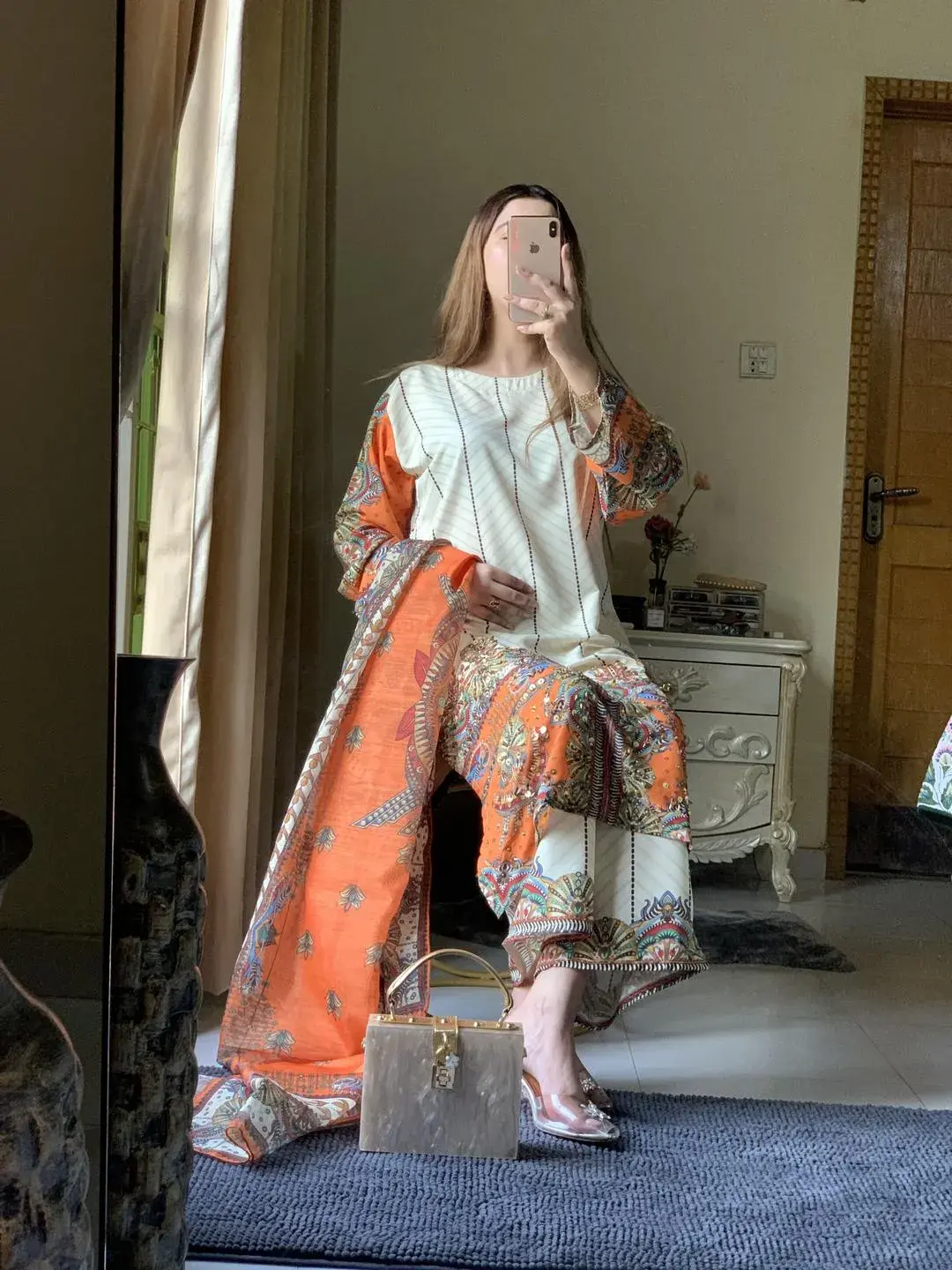 Pakistani printed embroidered kurta set — photo 3