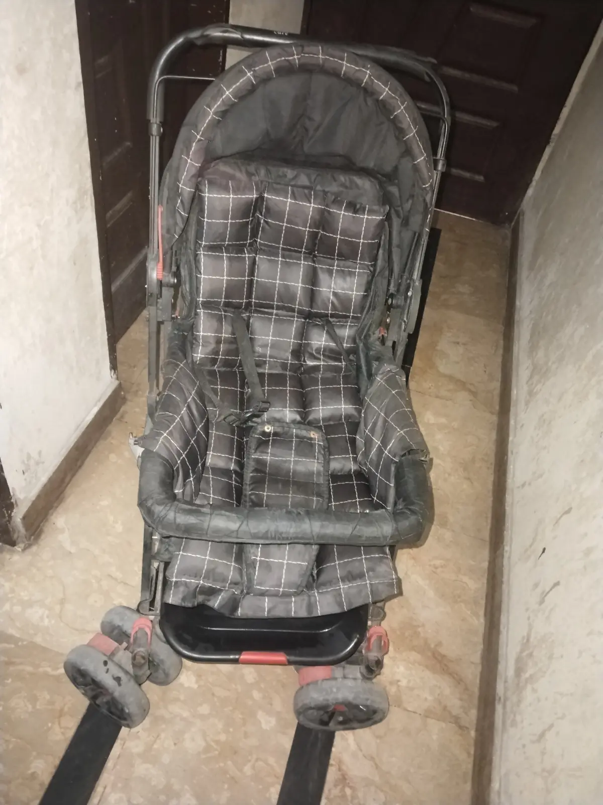 stroller for sale urgently — photo 3