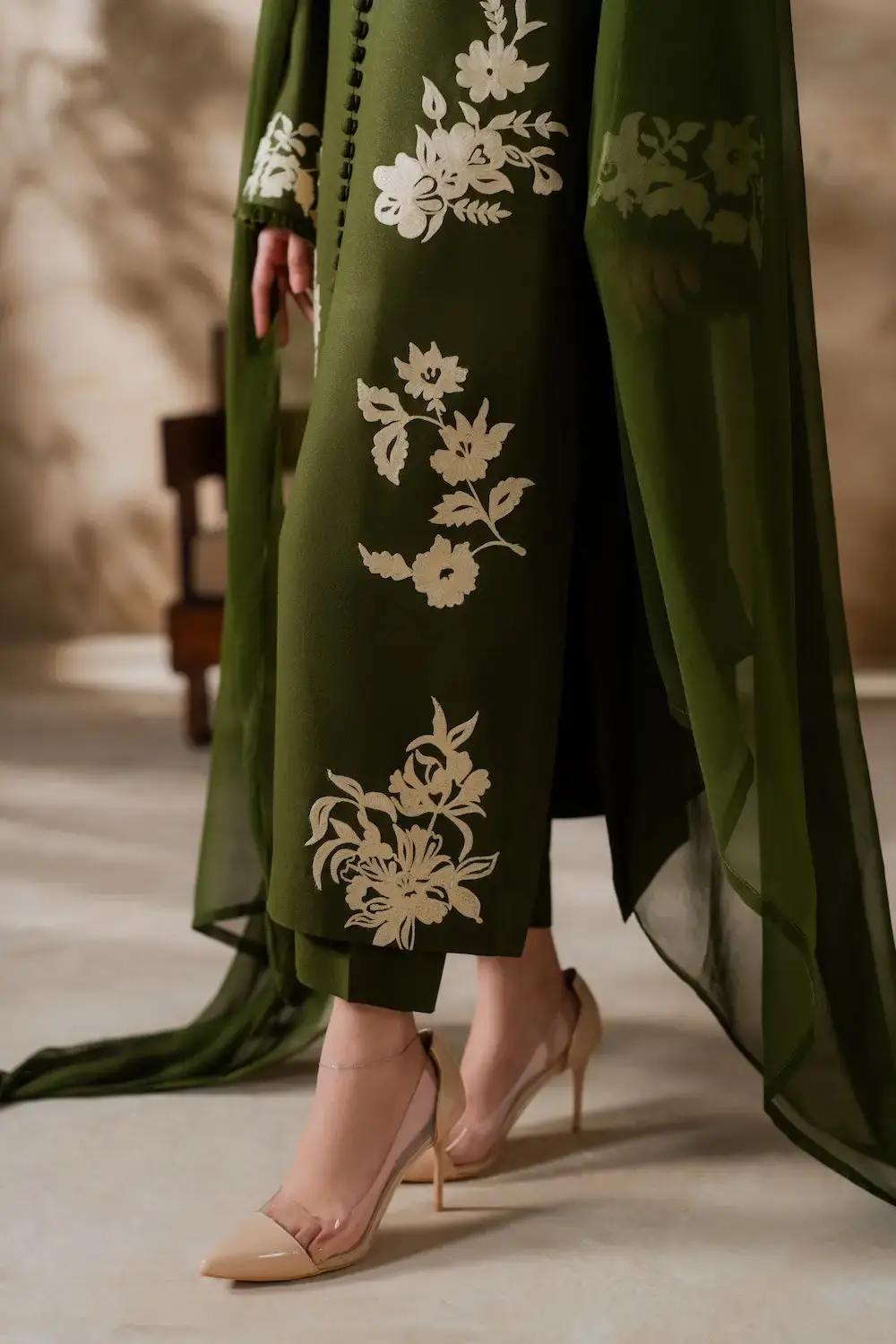 3 pcs women’s stitched linen embroidered suit — photo 4