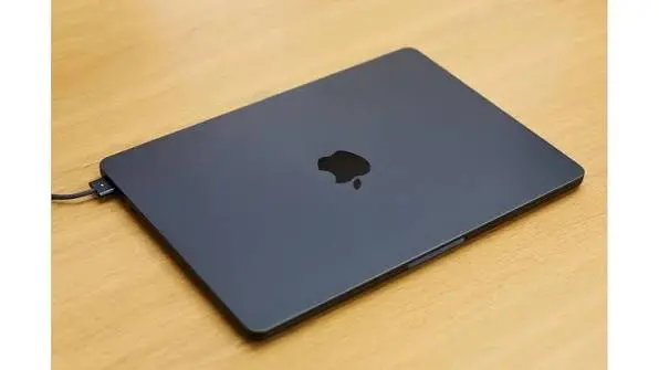 MacBook M2, MacBook M3 Pro Fresh Stock Available Hafeez Center Lahore — photo 3