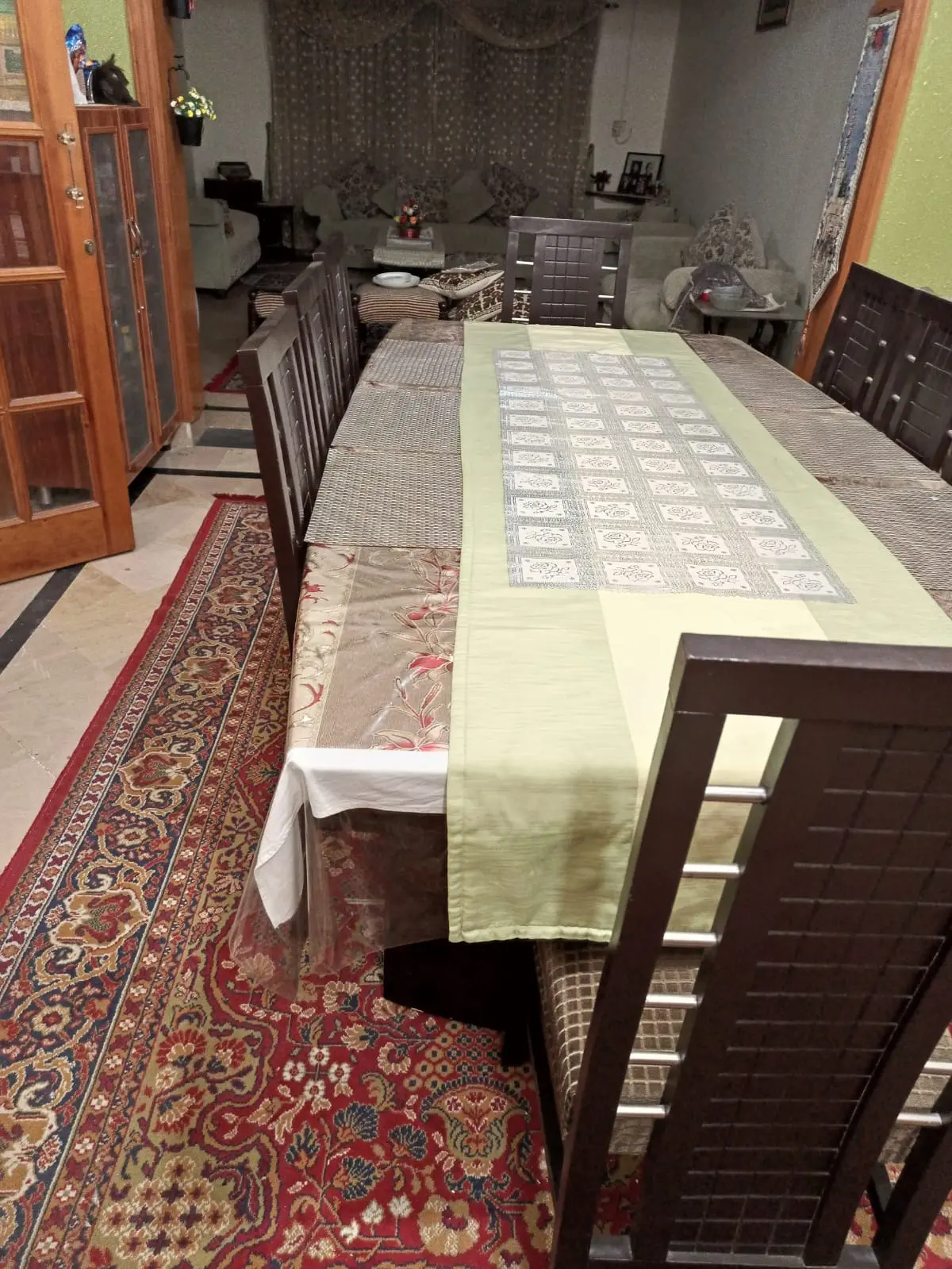 Heavy duty Dinning set for a family of 8 people — photo 5