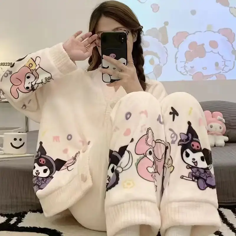 Women’s cute kulomi fleece pajamas winter suit — photo 4