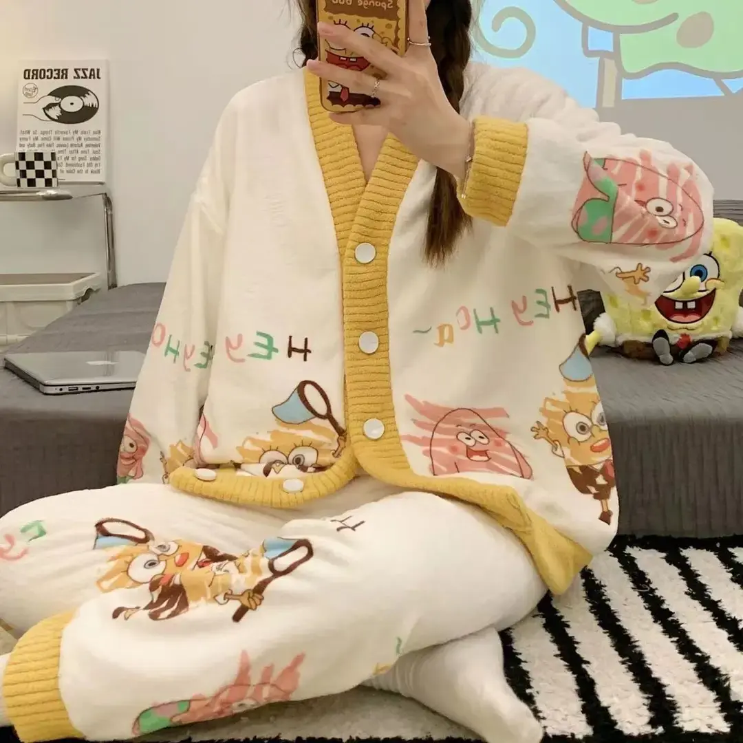 Women’s cute kulomi fleece pajamas winter suit — photo 3