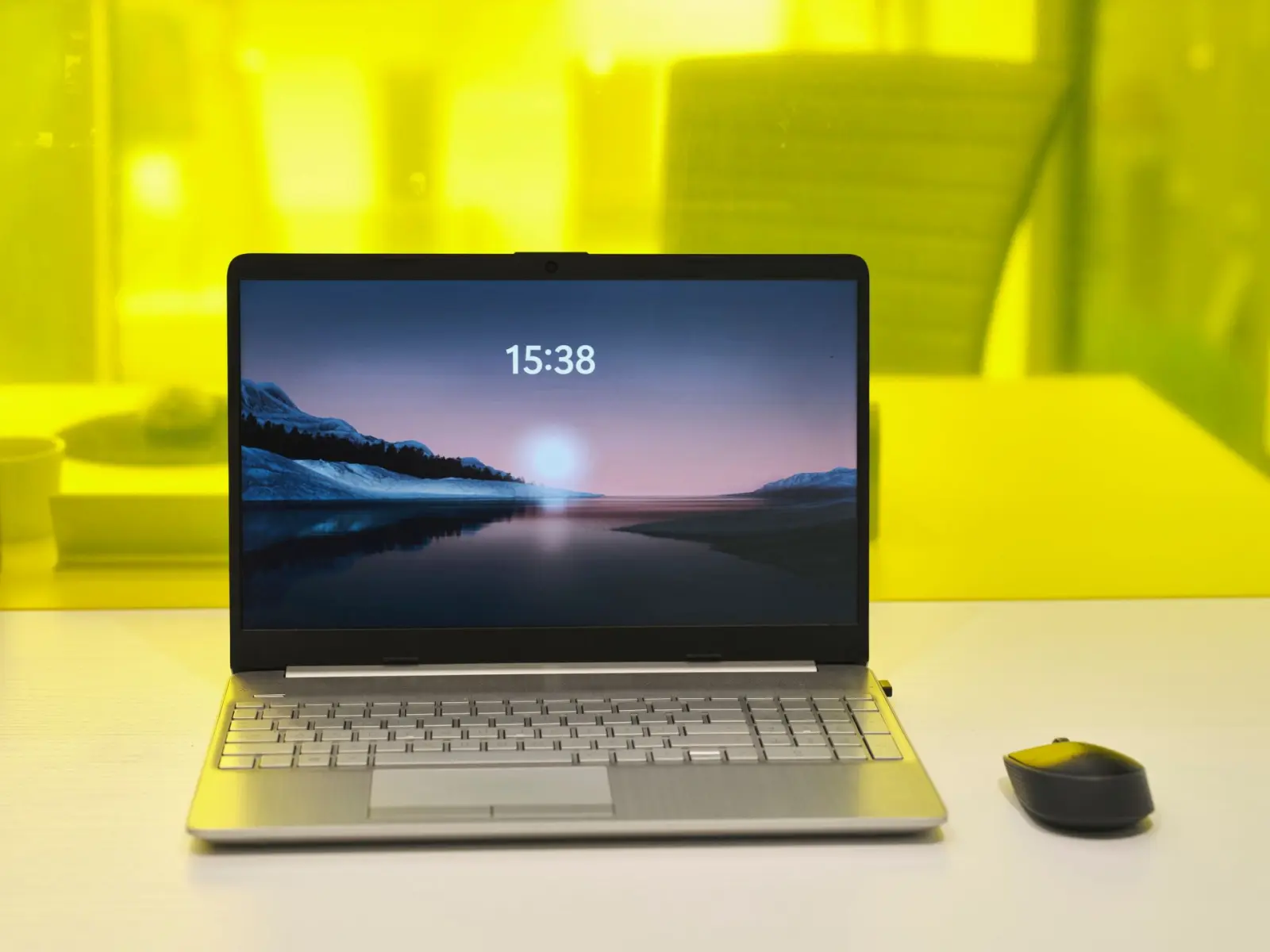 HP Laptop – Intel Core i5, 8GB RAM, 256GB SSD – Excellent Condition — photo 2